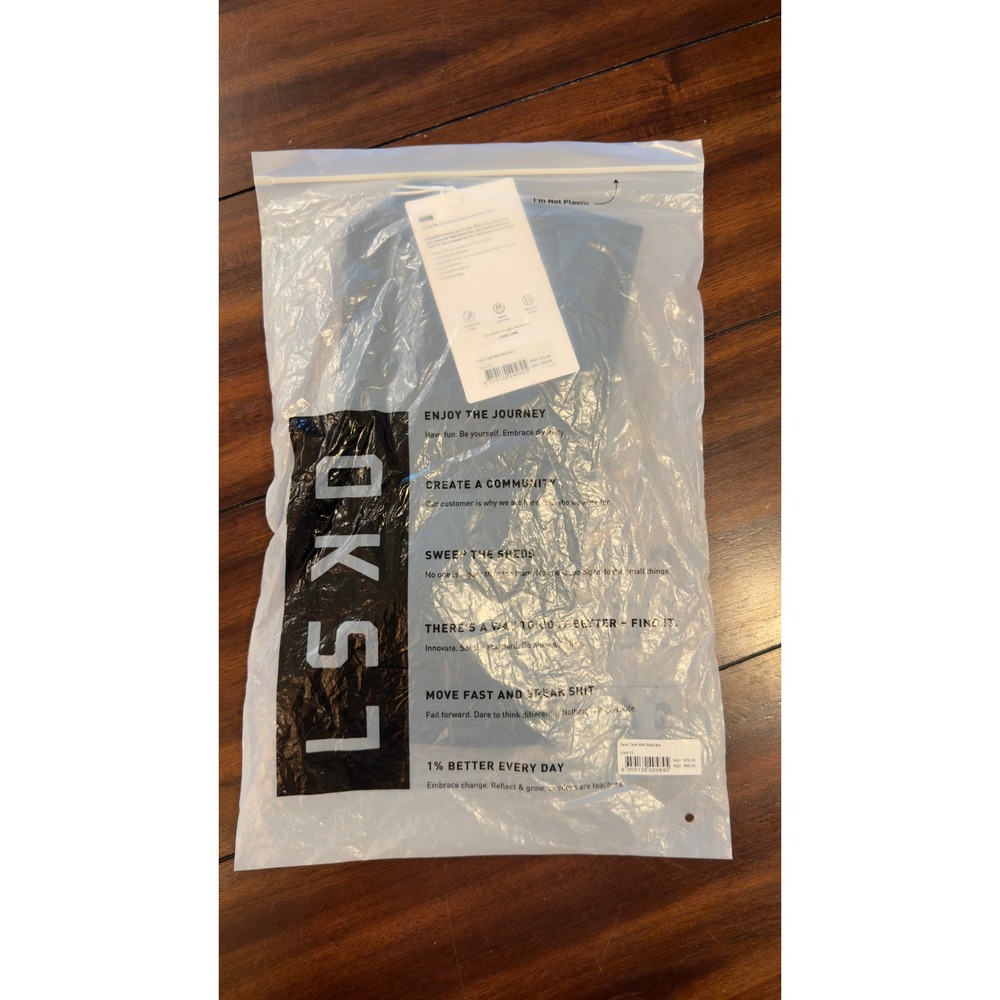 LSKD Twist Performance Tank with Shelf Bra Black Women XS Zephyr Fabric NWT NEW - Picture 16 of 16